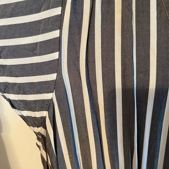 Old Navy Striped Short Sleeved Dress - Picture 3 of 5